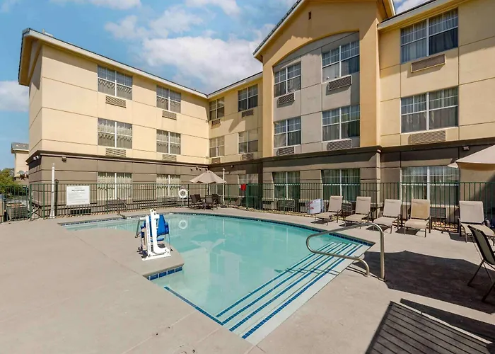 Cheap hotel: Mainstay Suites Las Vegas Flamingo