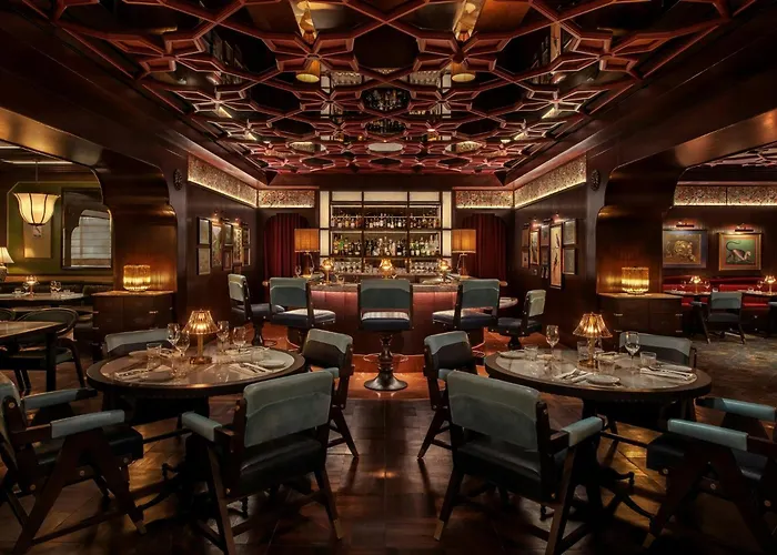 Hotel with Tennis: Aria Resort & Casino